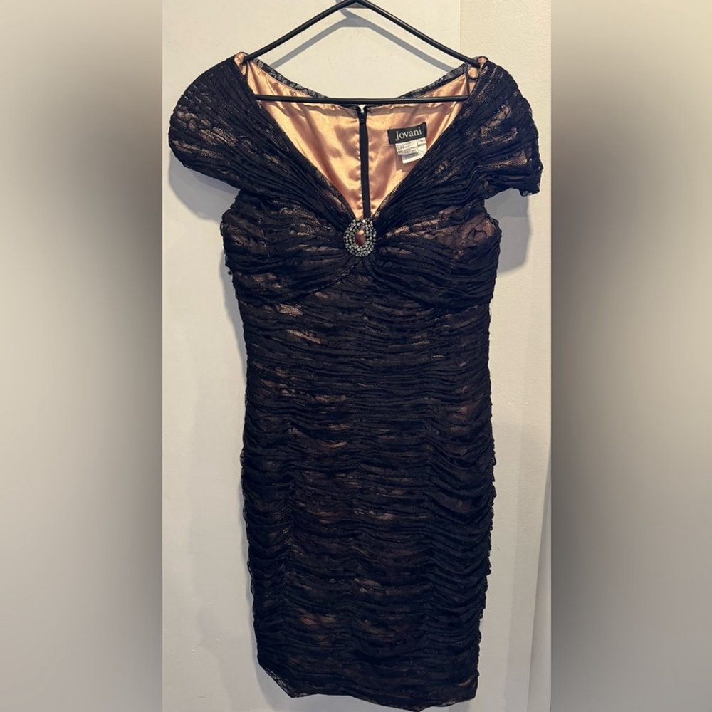 Jovani lace sweetheart v neck ruched mini midi sheath bodycon black nude gem 12